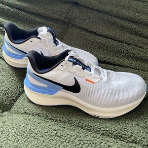 Nike Structure Women's Road Running Shoes